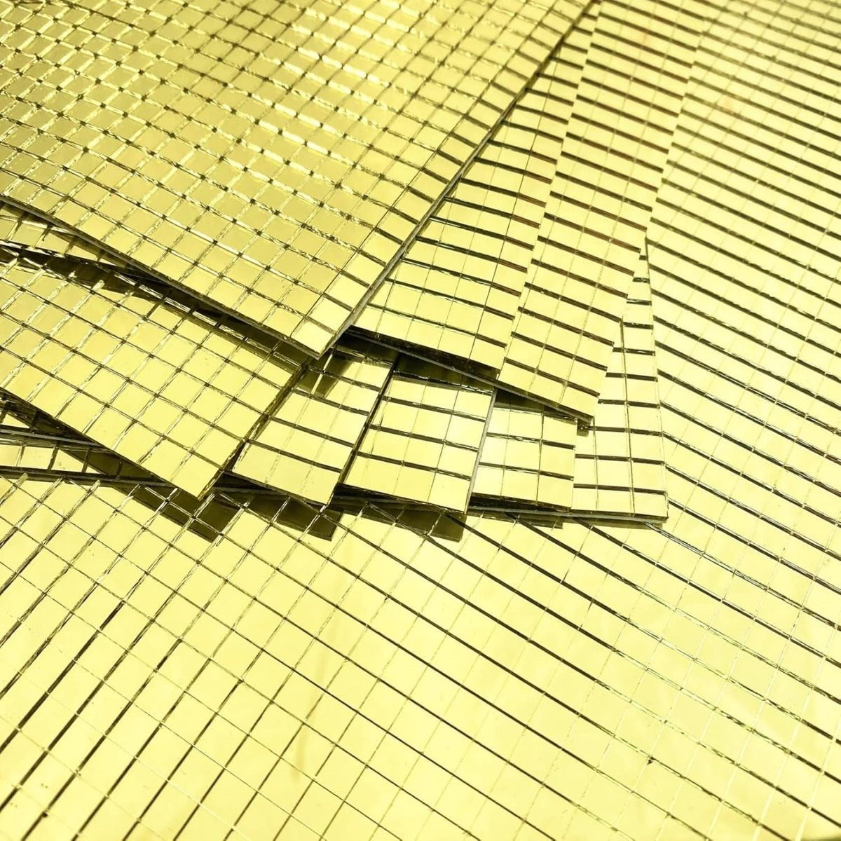 Nuvia Home® Kare Gold Cam Mozaik Fayans Çıkartmaları El İşi Kare Cam Fayans Kendinden Yapışkanlı Aynalı Dekor Panel 30x30 Cm