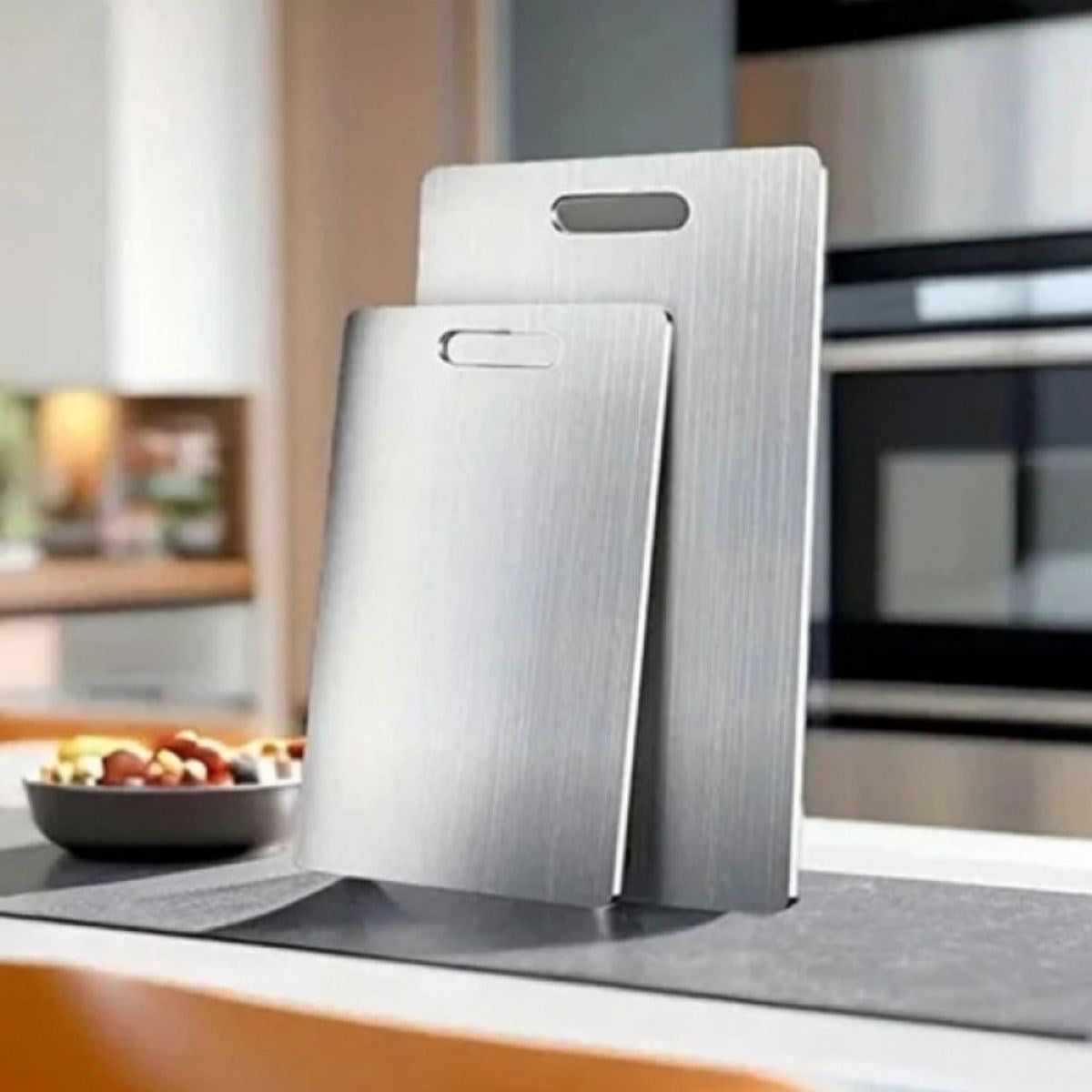 Nuvia Home® 2 Boy Paslanmaz Çelik Leke Tutmaz,Kırılmaz,Antibakteriyel,Elde ve Bulaşık Makinesinde Yıkanabilen Meyve,Sebze,Et,Tavuk Kesim Panosu